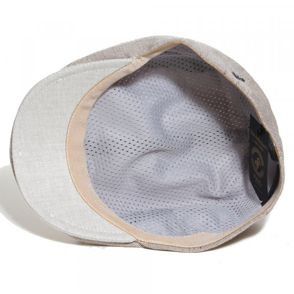 béret avec doublure aérée