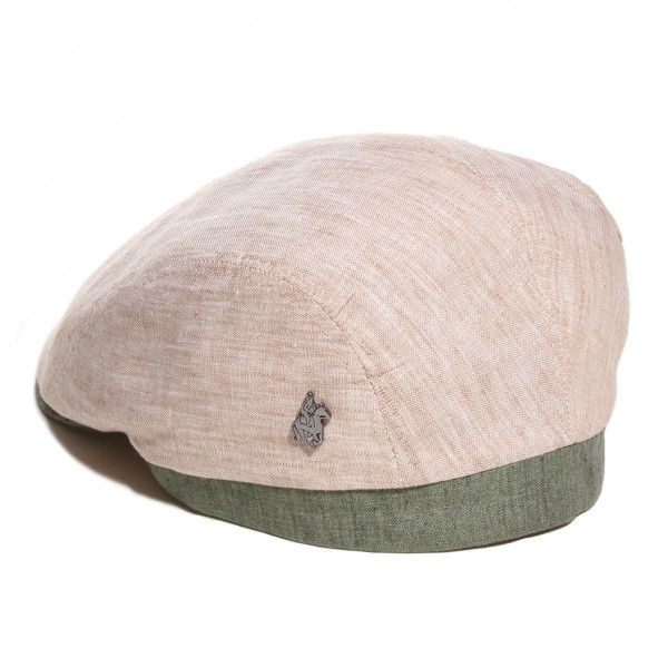 béret avec patte arrière