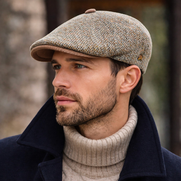 Casquette Oxford en Harris Tweed beige portée – Hats & Brothers