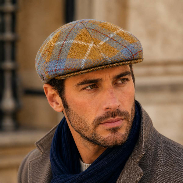 Casquette anglaise Harris Tweed moutarde bleu portée en style automne élégant