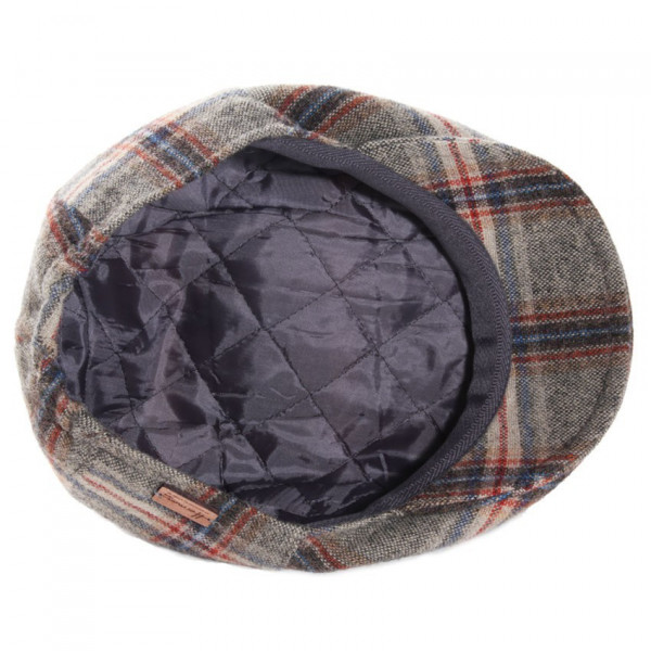 casquette formée en laine vierge