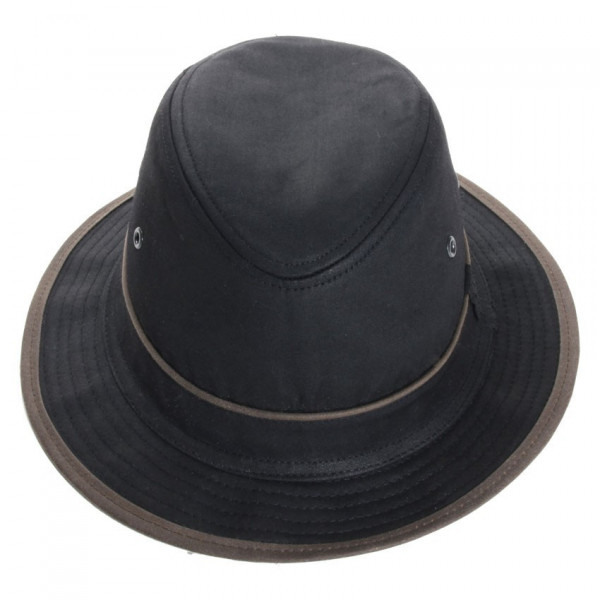 traveller pluie noir