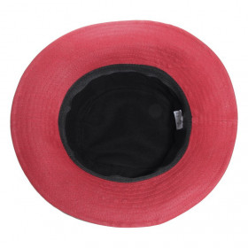 chapeau avec revers coloré rouge
