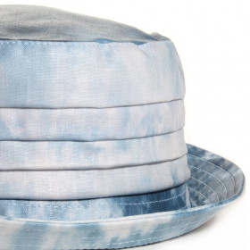 chapeau pluie trois plis