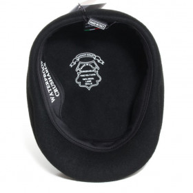 casquette formée noir waterproof et crushable