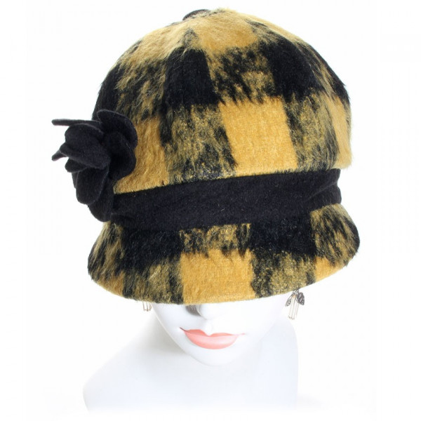 casquette gavroche femme laine carreaux noir et moutarde
