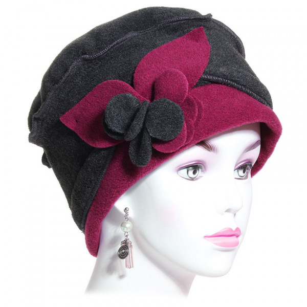 Chapeau polaire femme coloris anthracite et fushia
