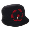 chapeau femme laine noir et rouge
