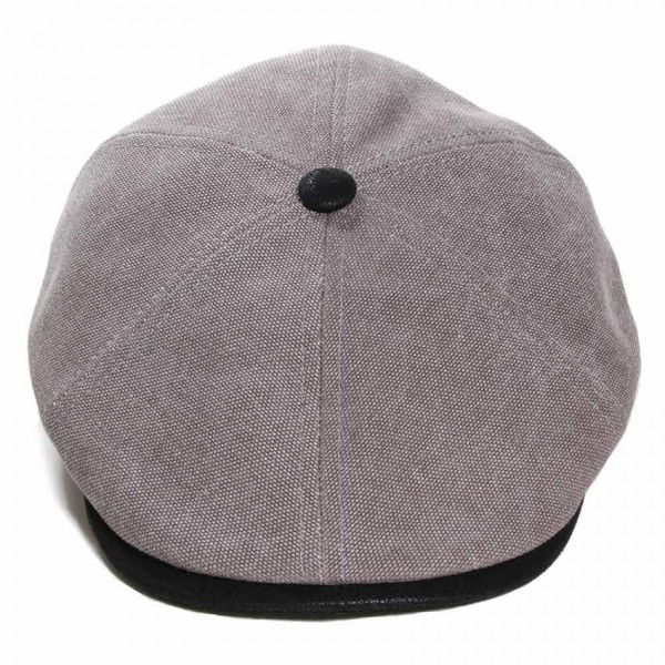 Casquette plate à six pans avec bouton