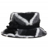 Chapeau d'hiver noir et blanc