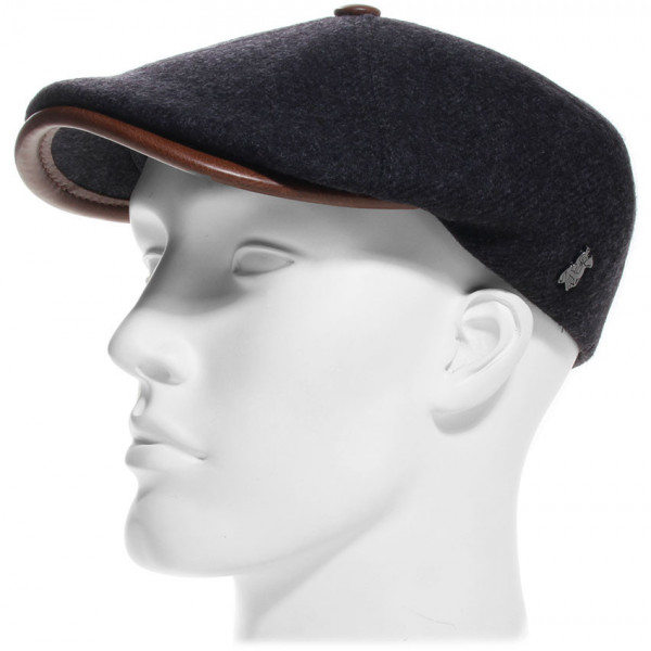 Casquette noire vièrge avec visière arrondie cuir écailles