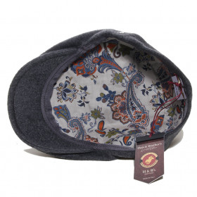 casquette avec doublure fantaisie