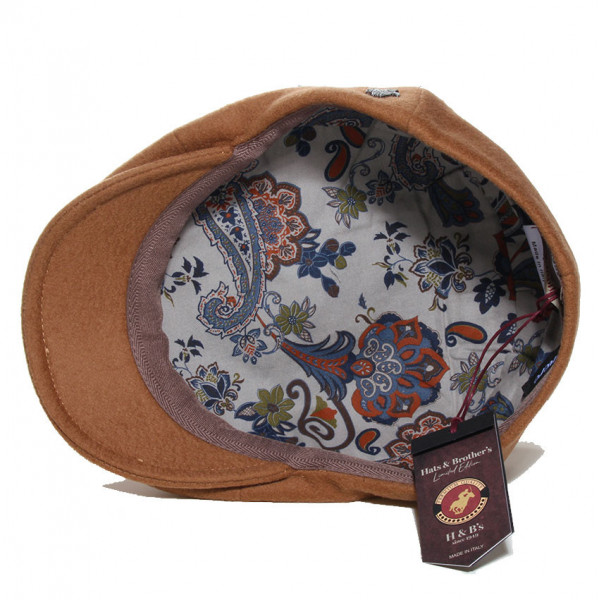 casquette avec doublure fantaisie
