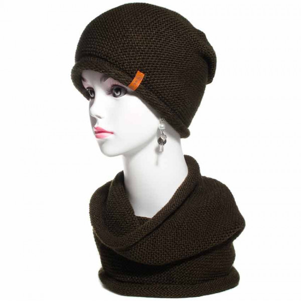 Ensemble bonnet pincé avec écharpe type snood coloris kaki - BERA